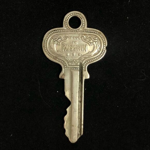 vintage mid century russwin key unique usa ornate american hardware colelctible - Picture 1 of 4